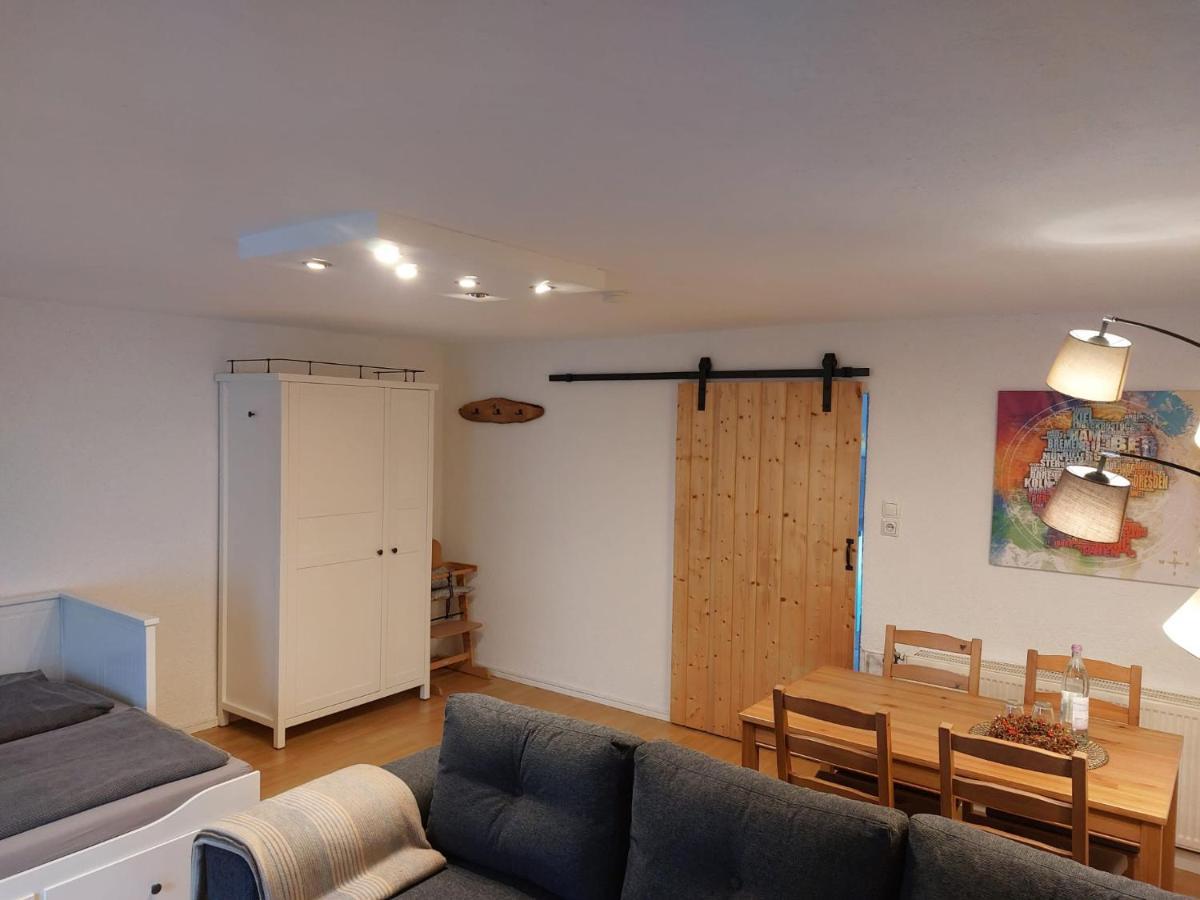 Kleine Gemuetliche Ferienwohnung Guenstige Lage ヴェルニゲローデ エクステリア 写真